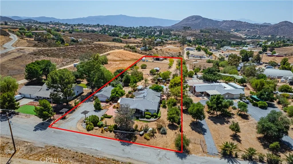 33360 Wright Road, Menifee, California 92584 home-pic-44