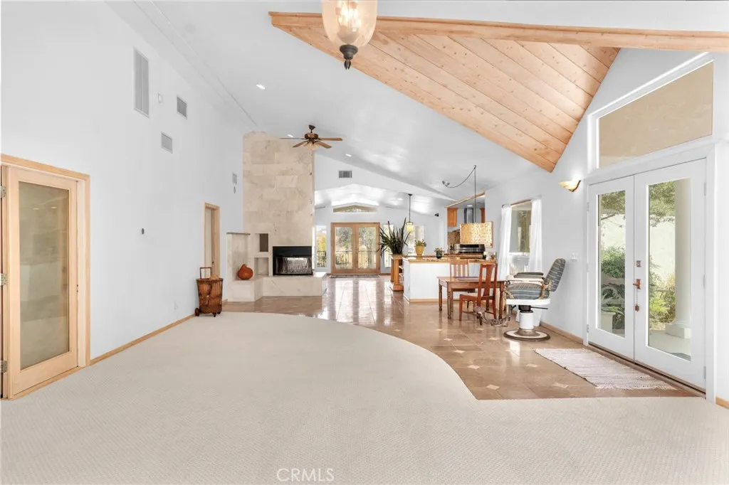 33360 Wright Road, Menifee, California 92584 home-pic-15
