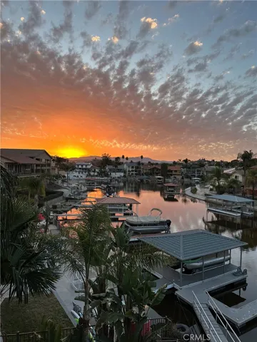 SUNSET VIEWS OFF ALL LEVELS