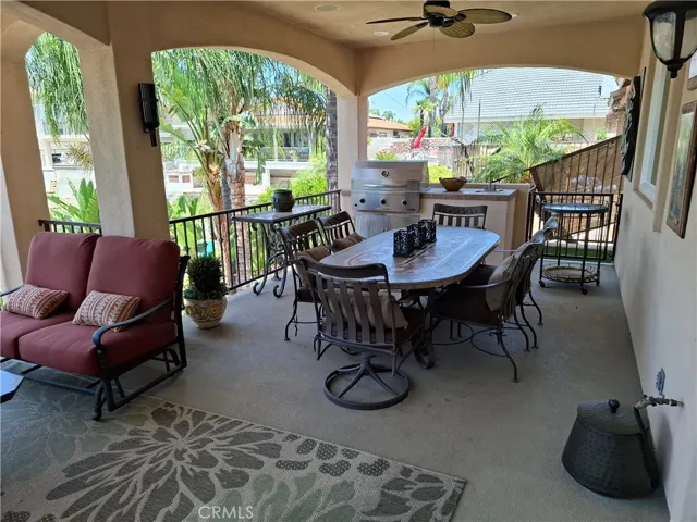 MAIN LEVEL BALCONY BUILT-IN BBQ ISLAND