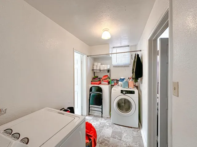 3915 E 11th Street, Long Beach, California 90804