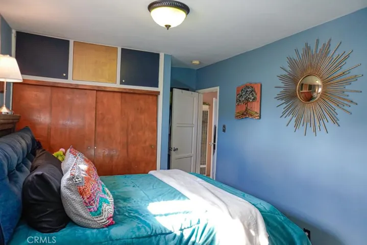 3915 E 11th Street, Long Beach, California 90804