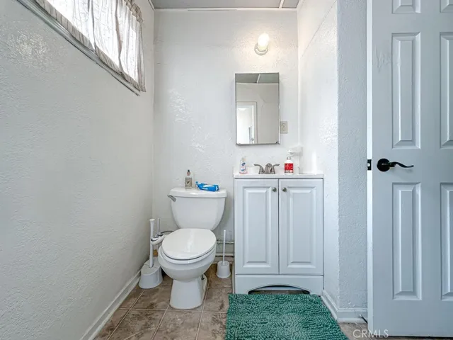 3915 E 11th Street, Long Beach, California 90804