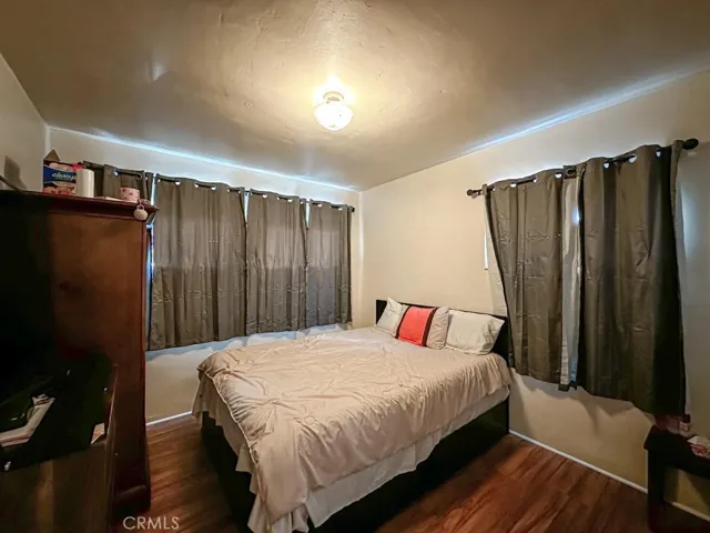 3915 E 11th Street, Long Beach, California 90804