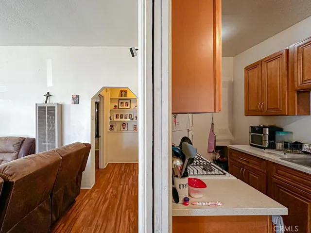 3915 E 11th Street, Long Beach, California 90804