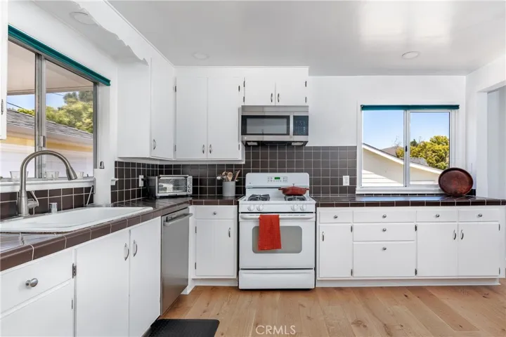 53 Rafael Way, San Luis Obispo, California 93405