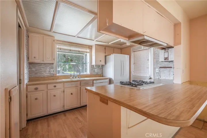 4864 E Mckinnon Drive, Anaheim Hills, California 92807