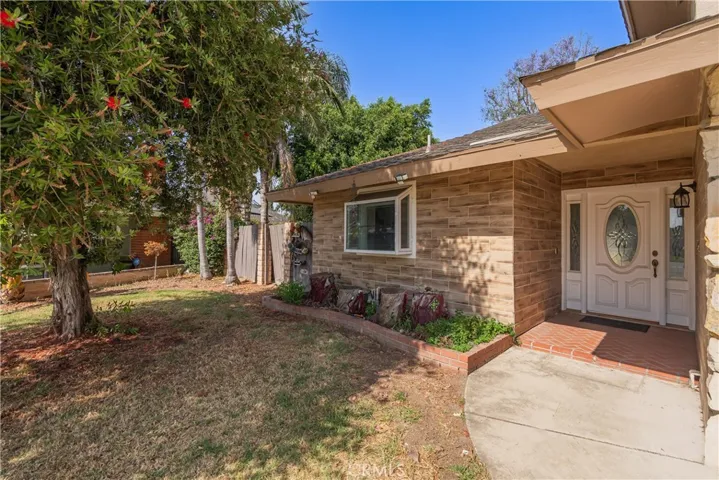 4864 E Mckinnon Drive, Anaheim Hills, California 92807