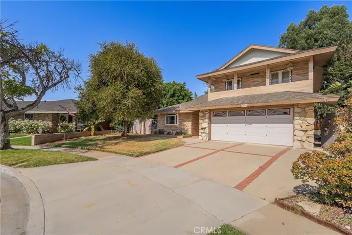 4864 E Mckinnon Drive, Anaheim Hills, California 92807