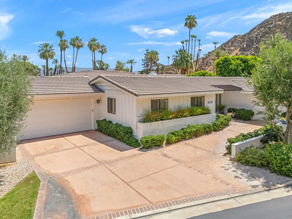 77056 Desi Drive, Indian Wells, California 92210 home-pic-14