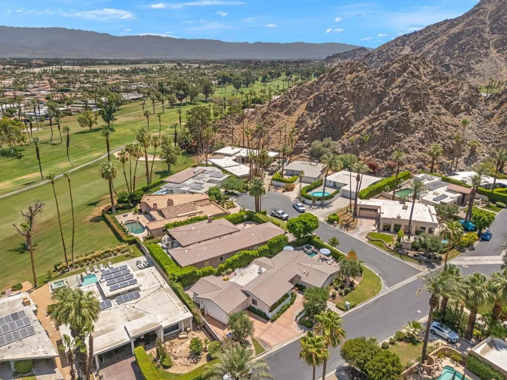 77056 Desi Drive, Indian Wells, California 92210 home-pic-15