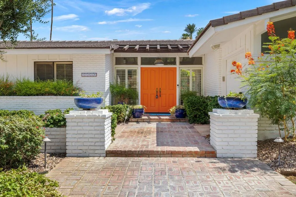 77056 Desi Drive, Indian Wells, California 92210 home-pic-8