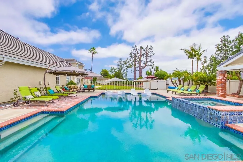 17502 Corte Lomas Verdes, Poway, California 92064 home-pic-48