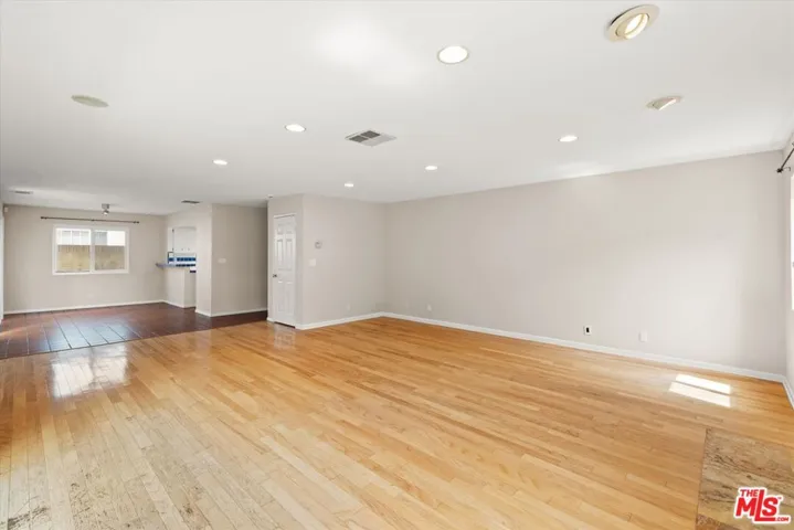 2212 Curtis Avenue B, Redondo Beach, California 90278