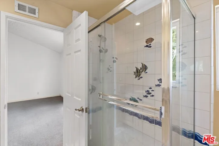 2212 Curtis Avenue B, Redondo Beach, California 90278