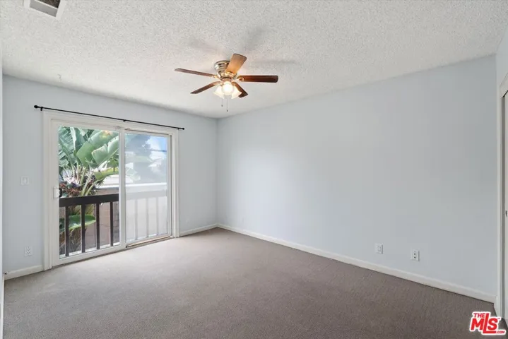 2212 Curtis Avenue B, Redondo Beach, California 90278
