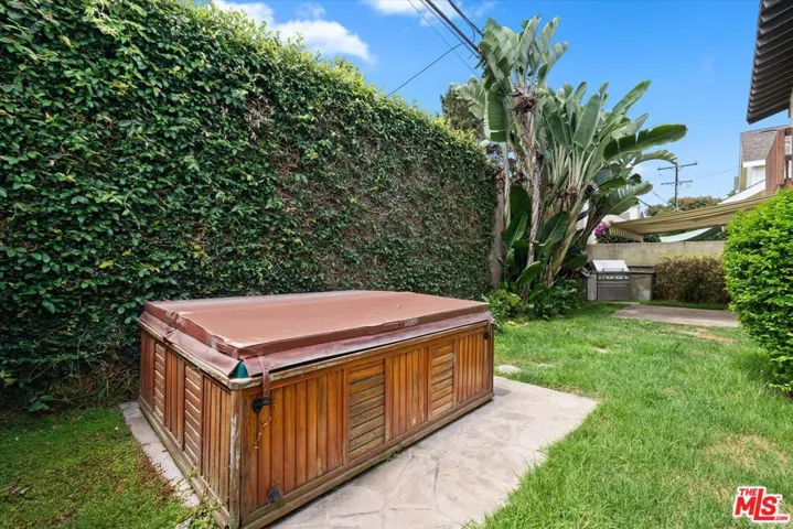 2212 Curtis Avenue B, Redondo Beach, California 90278