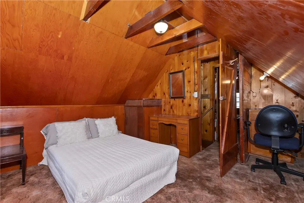 813 Eureka Drive, Big Bear Lake, California 92315 home-pic-17