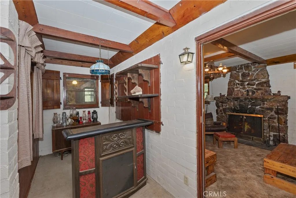 813 Eureka Drive, Big Bear Lake, California 92315 home-pic-2