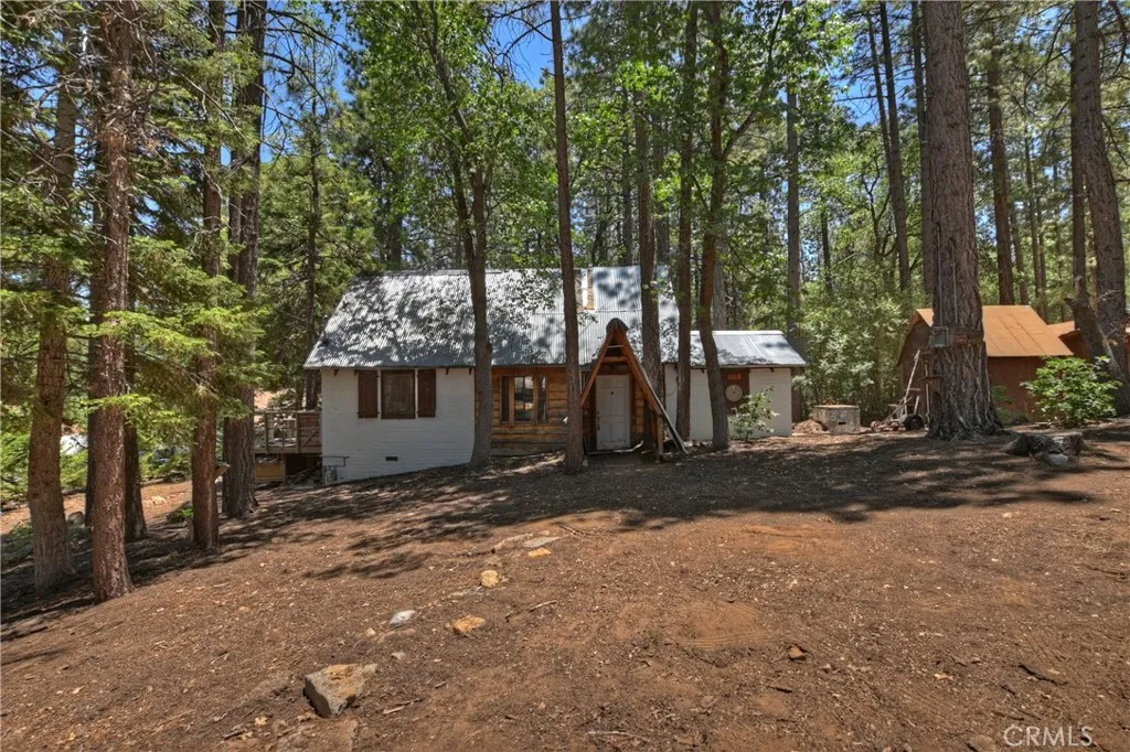 813 Eureka Drive, Big Bear Lake, California 92315 home-pic-27