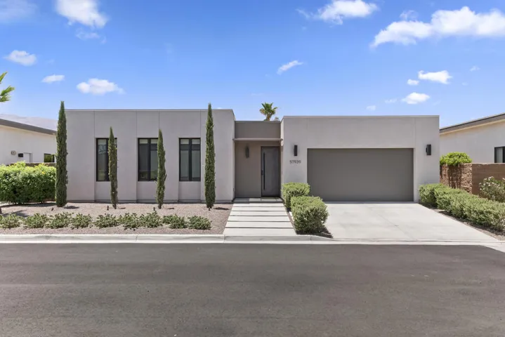 01-57939 Santo Thomas