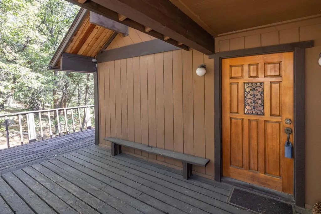 701 Butte Avenue, Big Bear, California 92314 home-pic-2