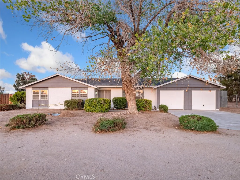 9383 11th Avenue, Hesperia, California 92345 home-pic-0