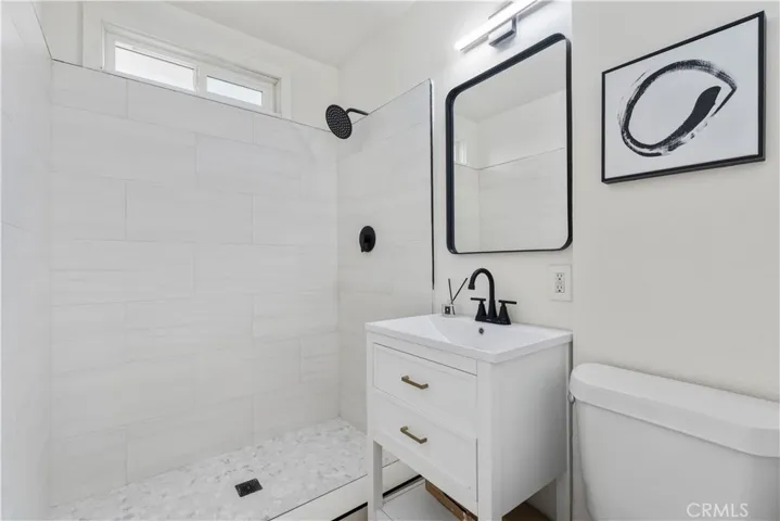 Main bathroom