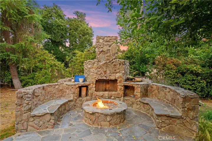 5920 Colodny Drive, Agoura Hills, California 91301