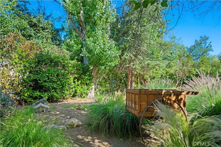 5920 Colodny Drive, Agoura Hills, California 91301