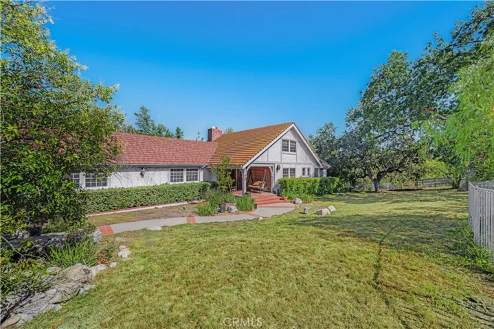 5920 Colodny Drive, Agoura Hills, California 91301