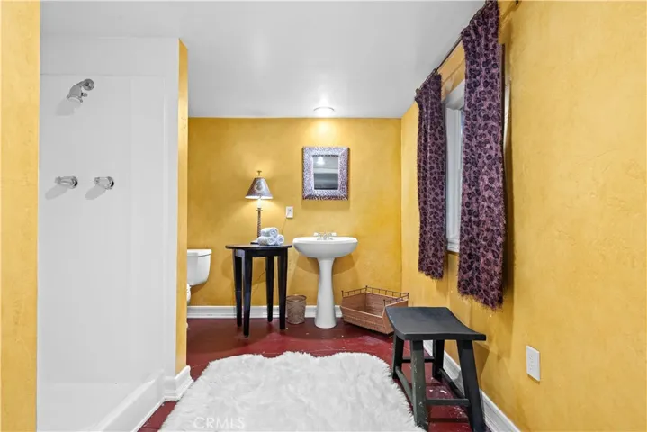 5920 Colodny Drive, Agoura Hills, California 91301