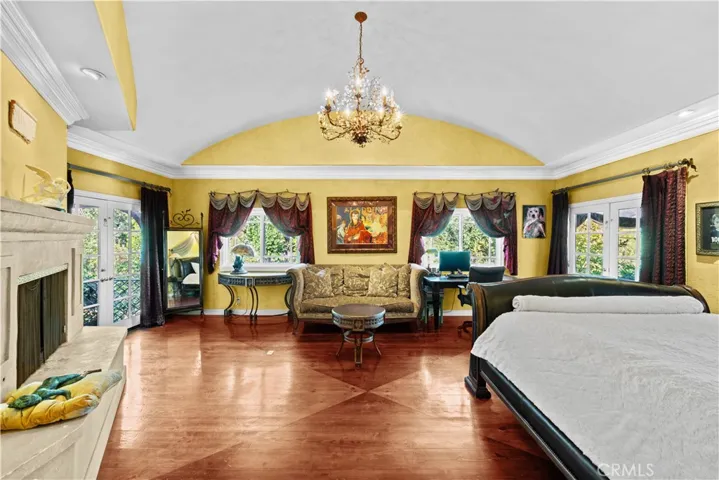 5920 Colodny Drive, Agoura Hills, California 91301