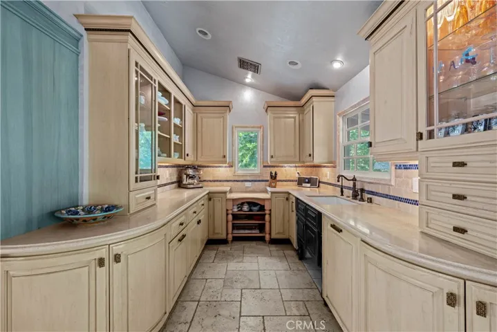 5920 Colodny Drive, Agoura Hills, California 91301