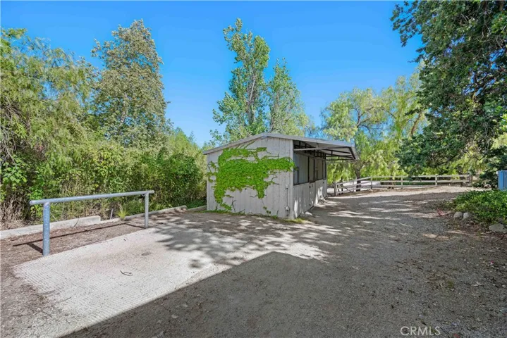 5920 Colodny Drive, Agoura Hills, California 91301