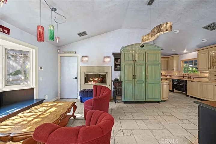 5920 Colodny Drive, Agoura Hills, California 91301