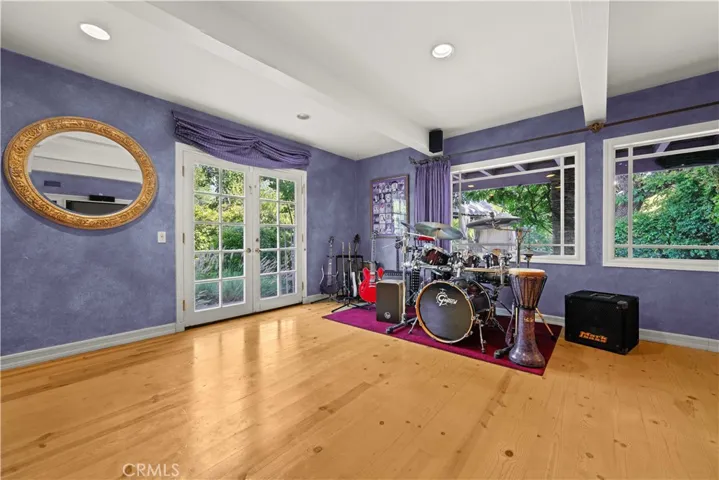 5920 Colodny Drive, Agoura Hills, California 91301