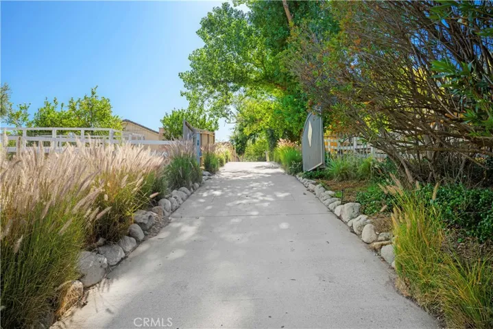 5920 Colodny Drive, Agoura Hills, California 91301