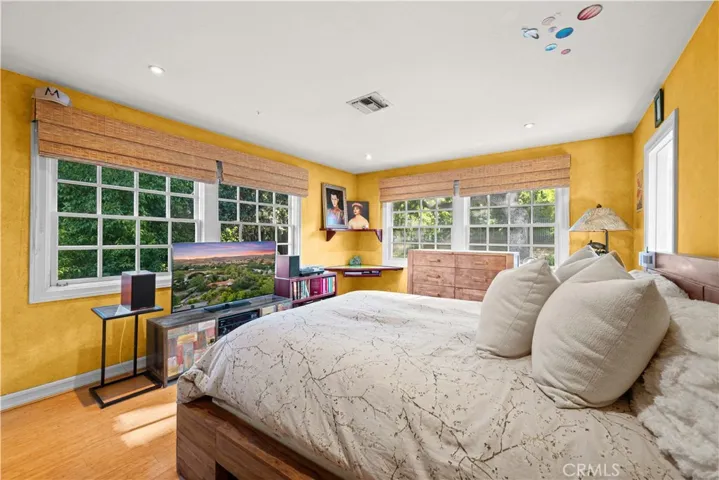 5920 Colodny Drive, Agoura Hills, California 91301