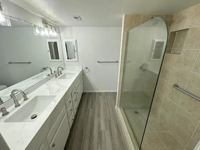 1 Bath 2.1
