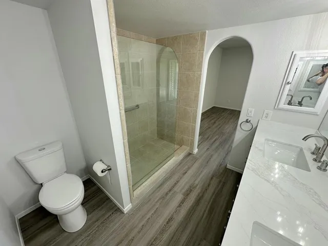 1 Bath 5