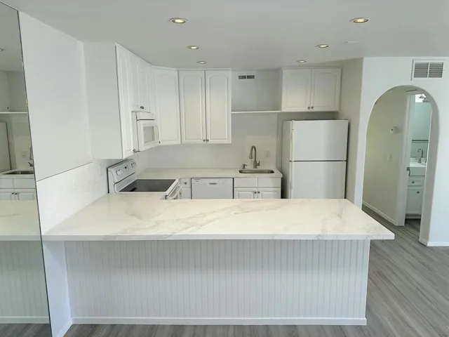 Kitchen 5
