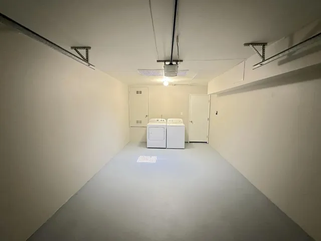 Garage 4