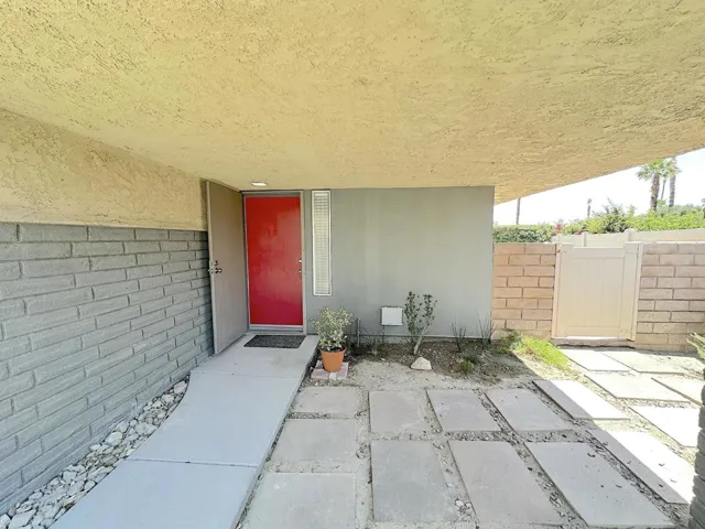 Front 4