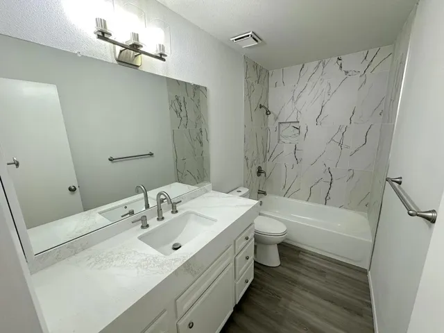 2 Bath 1