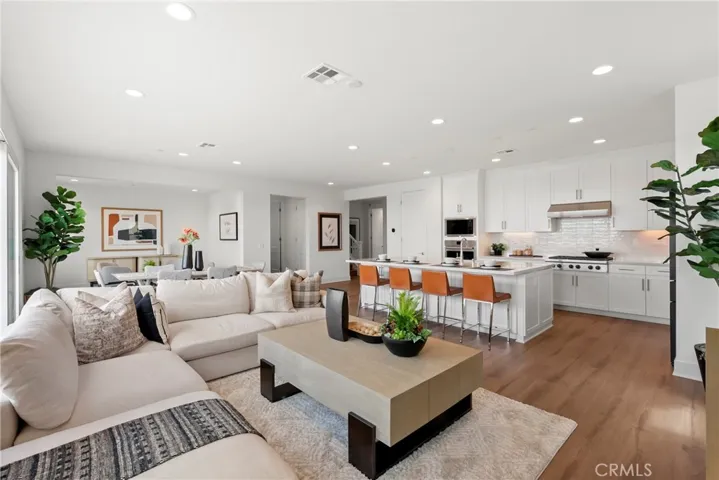 948 Visalia Place, San Marcos, California 92069