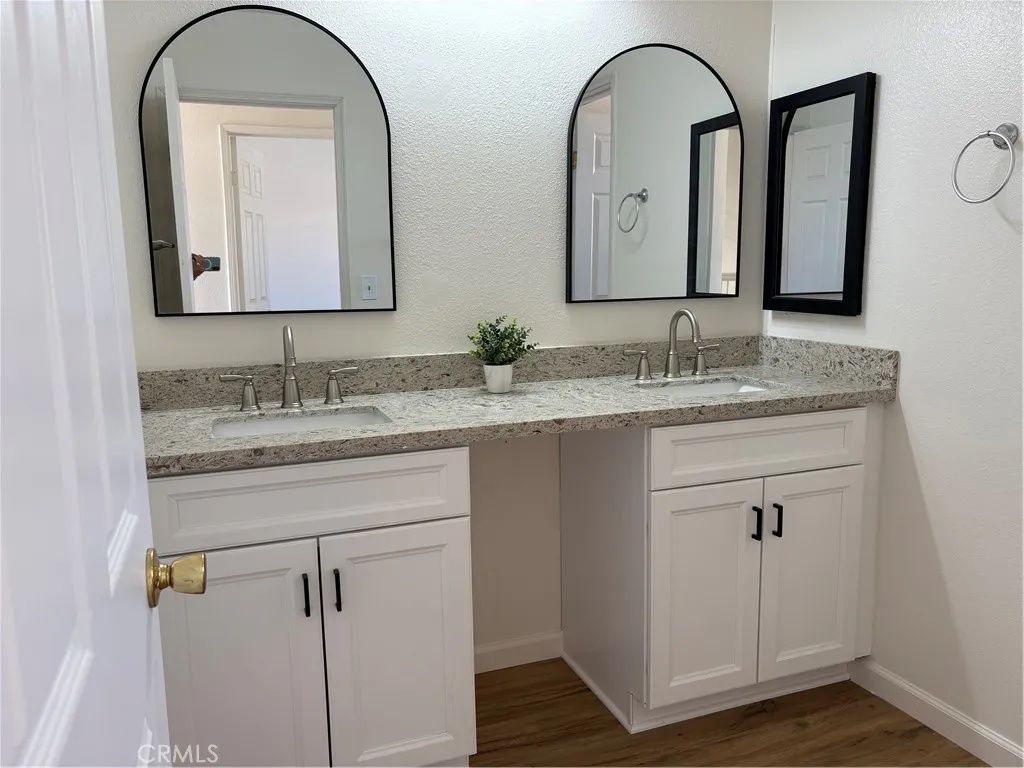 11496 Nautical Lane 19, Helendale, California 92342 home-pic-16