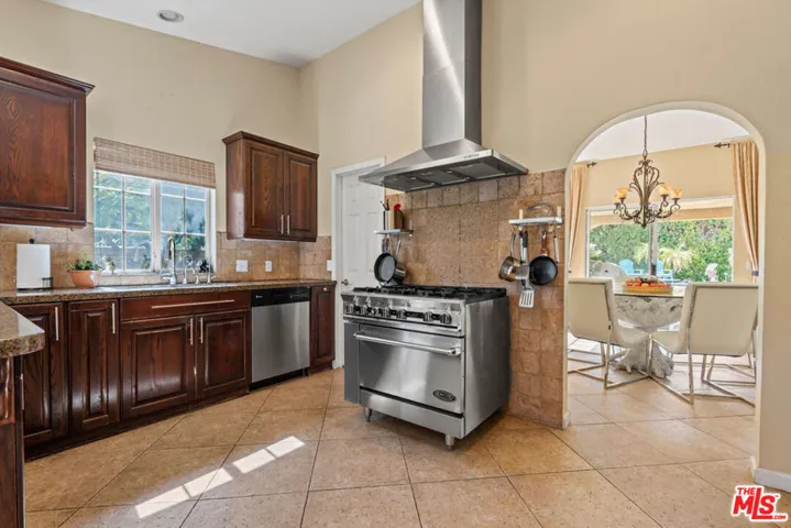 108 Chelsea Circle, Palm Desert, California 92260
