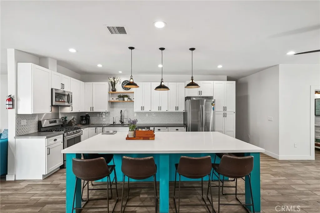 4941 Catamaran Street, Oxnard, California 93035 home-pic-15