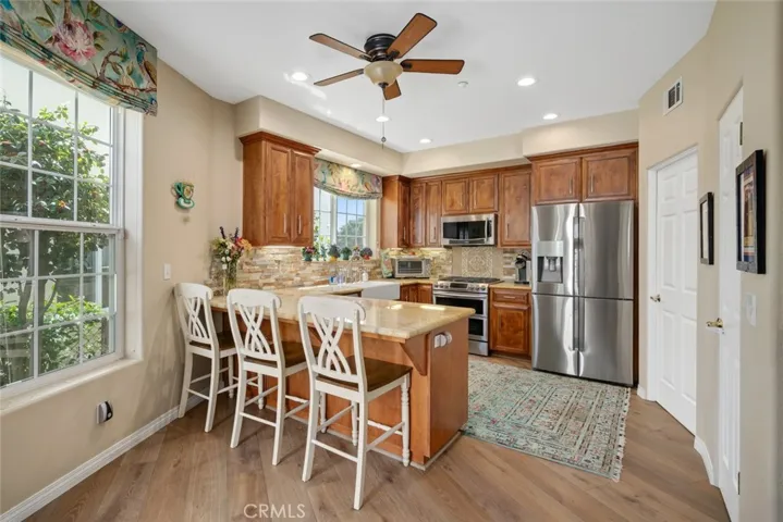 530 Bluerock Drive, San Luis Obispo, California 93401